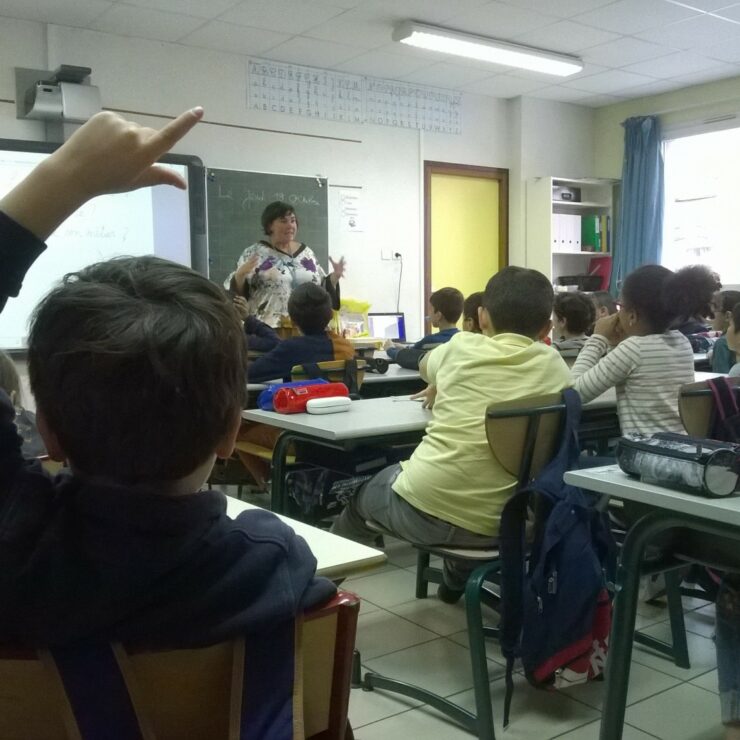 Ecrire, créer par l’enfance et la jeunesse : Séverine Coulon rencontre deux classes pour nourrir son prochain spectacle