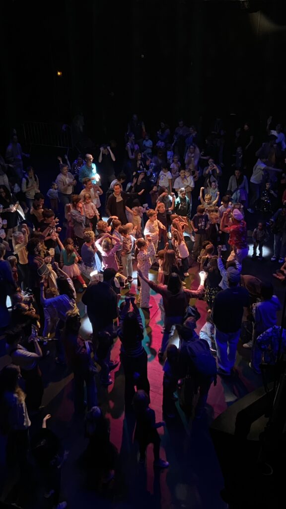 photo du dancefloor de la Boum Kids